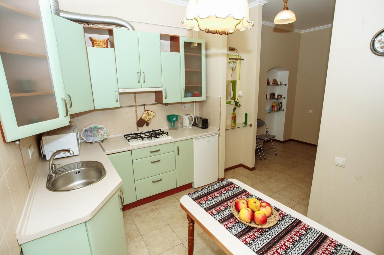 Apartment near Museum Lviv Extérieur photo